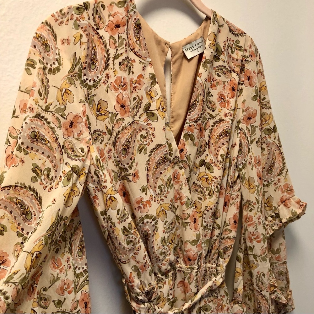 NWOT DRESS FORUM DRESS